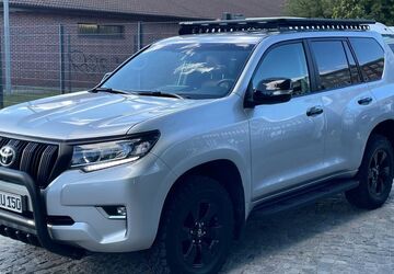 Toyota Land Cruiser 48.000 km 49.990 &euro; Berlin 12681