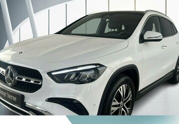 Mercedes-Benz GLA 250 17.630 km 37.961 &euro; Potsdam 14480