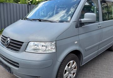 VW T5 Transporter 270.000 km 7.999 &euro; Berlin 13055