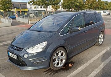 Ford S-Max 211.000 km 8.250 &euro; Berlin 13088