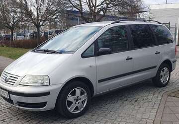 VW Sharan 167.200 km 2.990 &euro; Berlin 12681