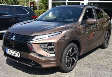 Mitsubishi Eclipse Cross 2.756 km 29.990 &euro; Berlin 12683
