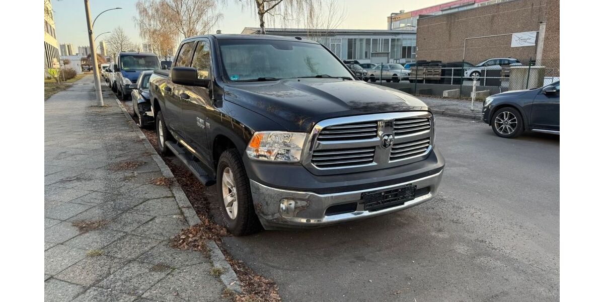 Dodge RAM 168.500 km 19.999 &euro; Berlin 12277