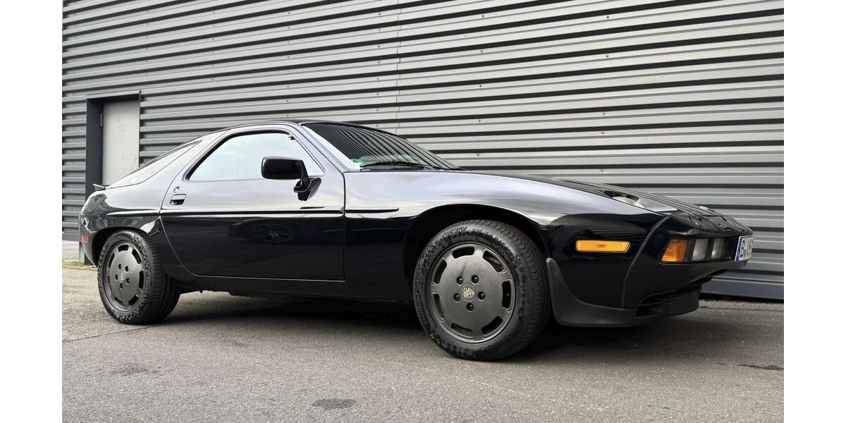 Porsche 928 126.200 km 39.928 &euro; Berlin 14169