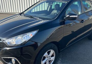 Hyundai ix35 181.000 km 6.499 &euro; Berlin 12057