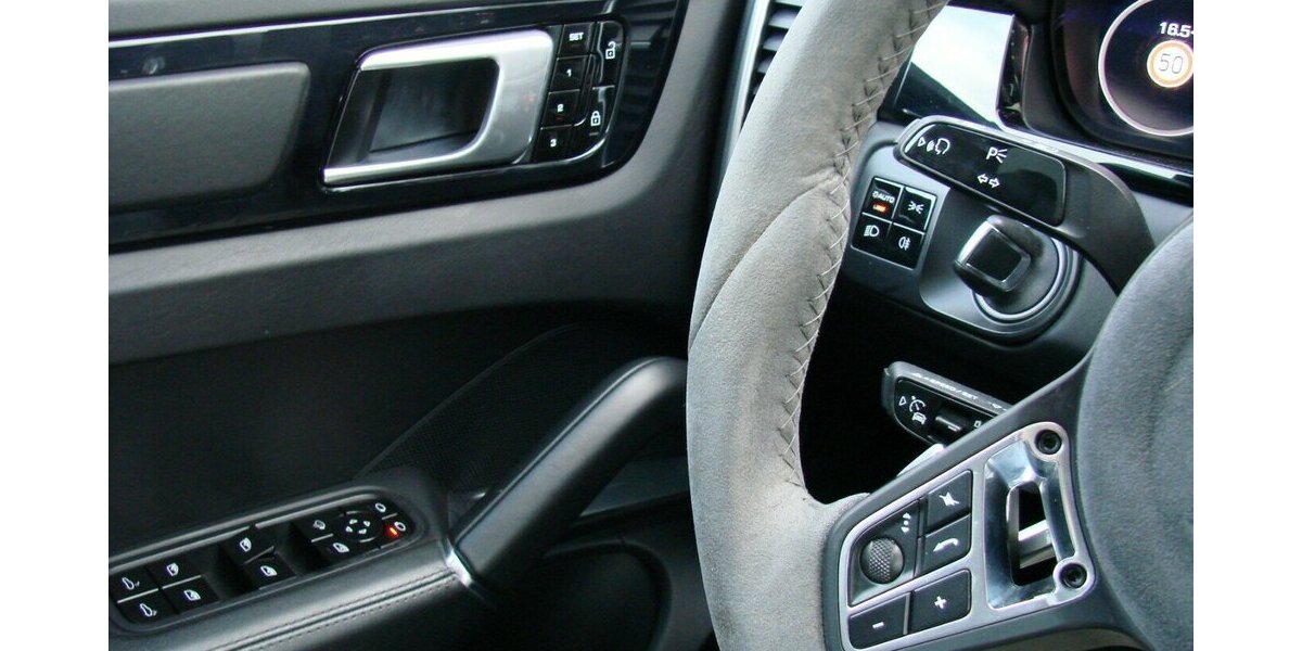 Porsche Cayenne Turbo TECHART Matrix Pano ACC Vierradlenku 79.356 km 84.980 &euro; Falkensee 14612