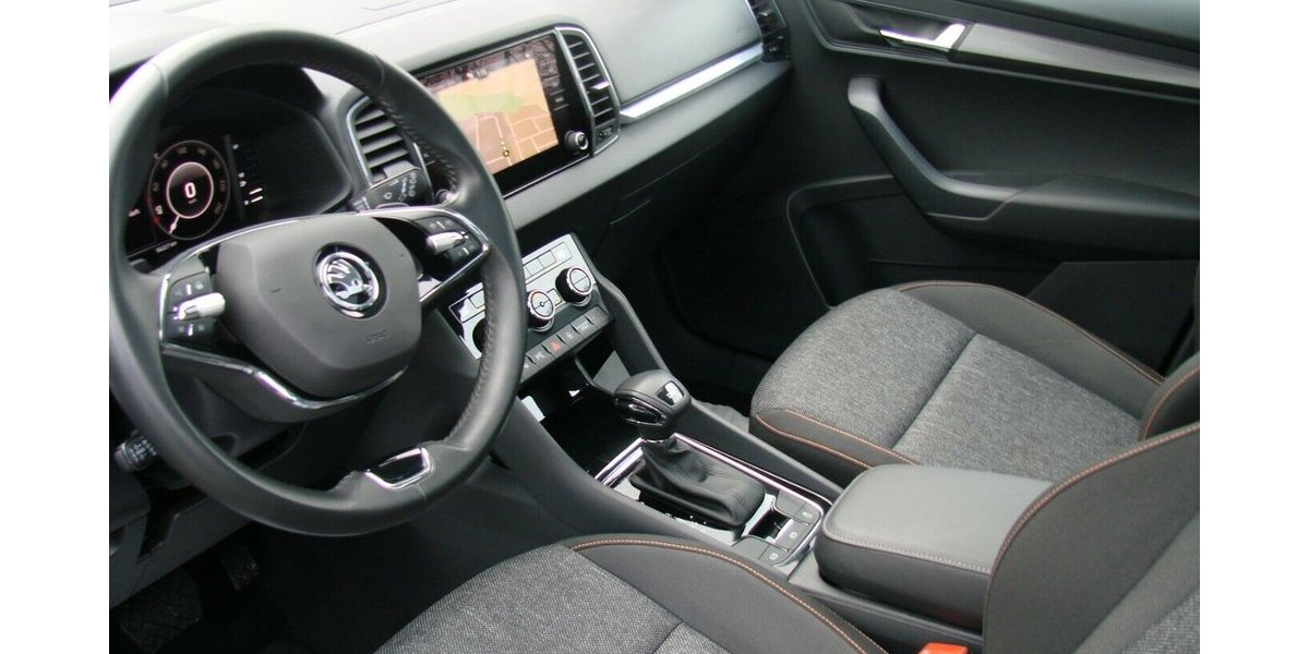 Skoda Karoq 1,5TSi Clever ACC 360° LED Pano AHK 56.303 km 25.980 &euro; Falkensee 14612