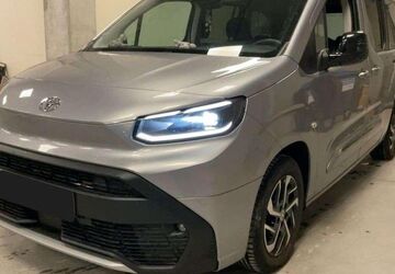Toyota Proace City 27.497 km 32.950 &euro; Teltow 14513
