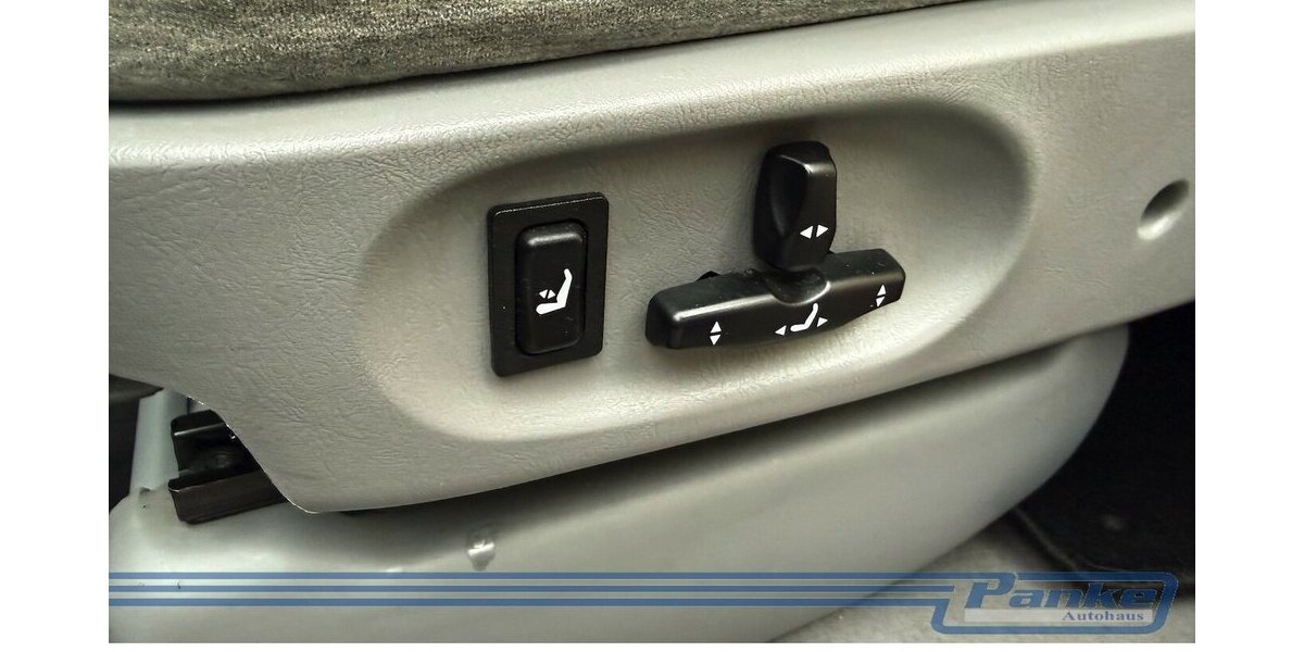 Kia Carnival 2.9 CRDi EX Aut.*6Sitz*Export*Pano*SHZ* 208.364 km 3.780 &euro; Berlin 13187