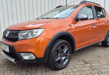 Dacia Sandero 76.000 km 9.499 &euro; Berlin 13125