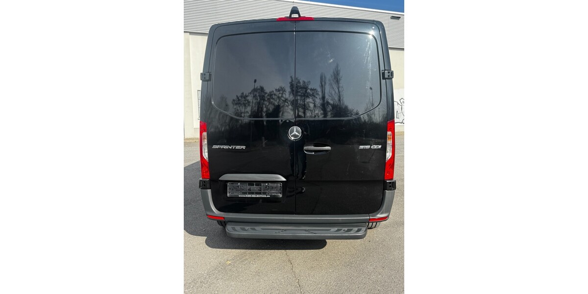 Mercedes-Benz Sprinter 315 CDI 26.951 km 31.990 &euro; Berlin 10178