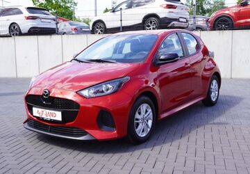Mazda 2 22.497 km 21.950 &euro; Berlin 12683