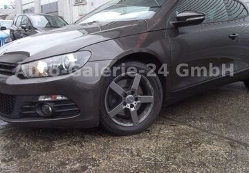 VW Scirocco 124.700 km 8.699 &euro; Berlin 12277