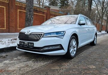 Skoda Superb 182.825 km 15.500 &euro; Berlin 12099