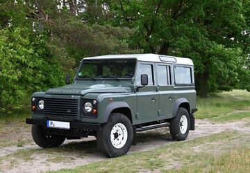 Land Rover Defender 64.400 km 55.900 &euro; Potsdam 14482