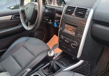 Mercedes-Benz A 160 143.000 km 4.999 &euro; Berlin 13127