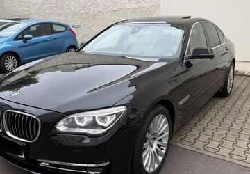 BMW 730 214.115 km 14.800 &euro; Berlin 14167