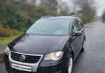 VW Touran 205.000 km 4.450 &euro; Berlin 10623