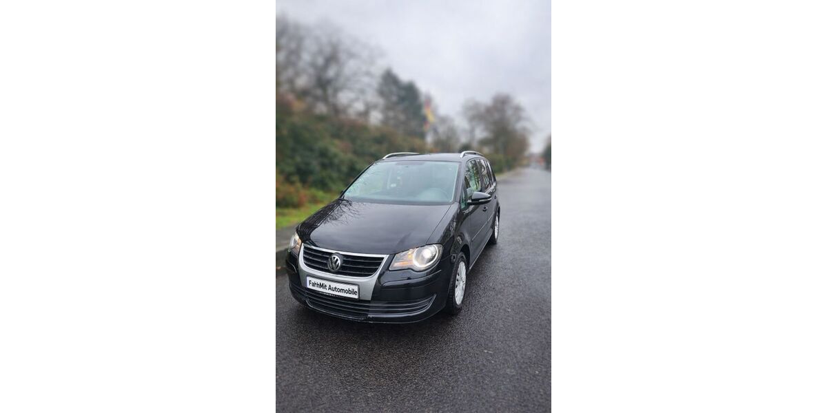 VW Touran 205.000 km 4.450 &euro; Berlin 10623