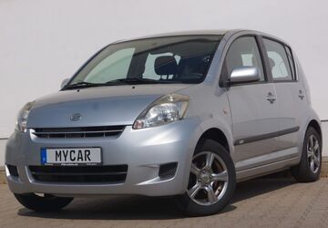 Daihatsu Sirion 99.989 km 2.399 &euro; Berlin 13051