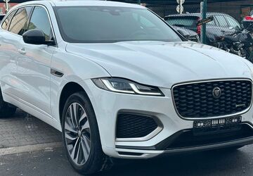Jaguar F-Pace 124.000 km 28.800 &euro; Berlin 12359