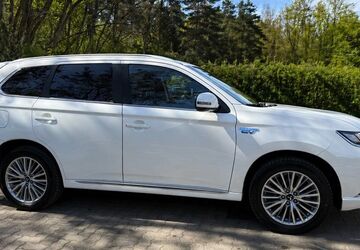 Mitsubishi Outlander 67.000 km 21.399 &euro; Berlin 12157