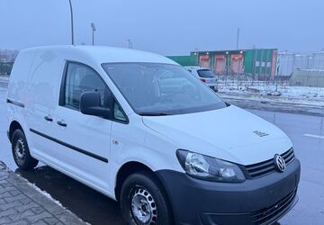 VW Caddy 299.317 km 3.899 &euro; Berlin 13597