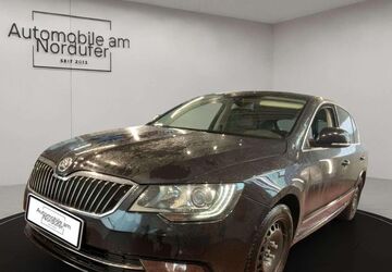 Skoda Superb 118.000 km 12.790 &euro; Berlin 13407