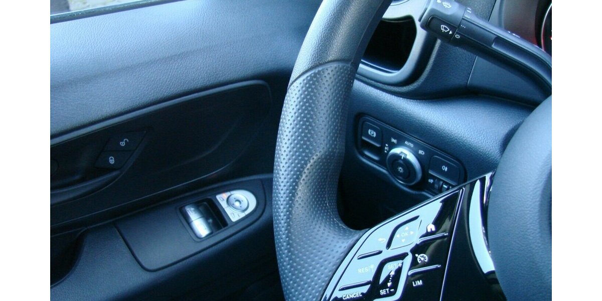 Mercedes-Benz Vito Kasten 116 CDI RWD PRO lang MBUX Kamera 9.561 km 39.980 &euro; Falkensee 14612