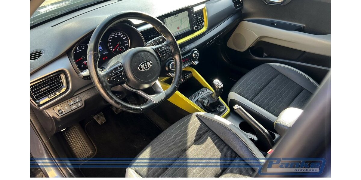 Kia Stonic Spirit 1.0*NAV*SHZ*RFK*BT*TotW*LED* 75.000 km 12.990 &euro; Berlin 13187