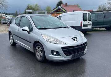 Peugeot 207 94.000 km 2.400 &euro; Dahlewitz 15827