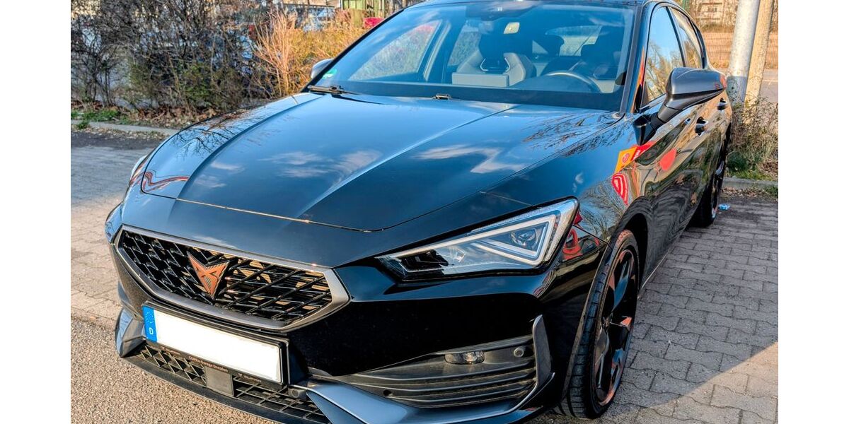 Cupra Leon 25.000 km 25.000 &euro; Berlin 12459