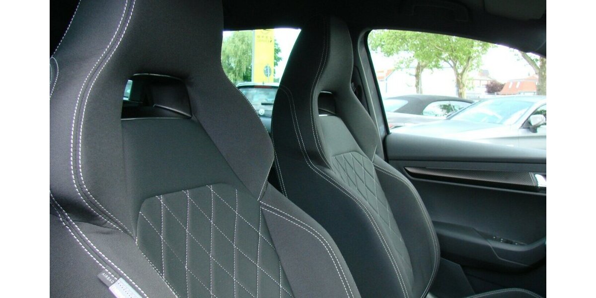 Skoda Karoq 1.5TSI Sportline ACC Kamera LED 45.047 km 27.480 &euro; Falkensee 14612