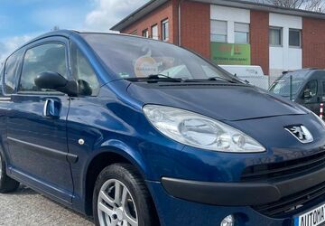 Peugeot 1007 83.500 km 3.490 &euro; Berlin 10551