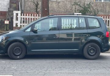 VW Touran 218.000 km 4.000 &euro; Berlin 12524