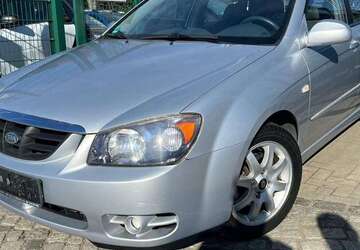 Kia Cerato 65.000 km 3.490 &euro; Berlin 13086