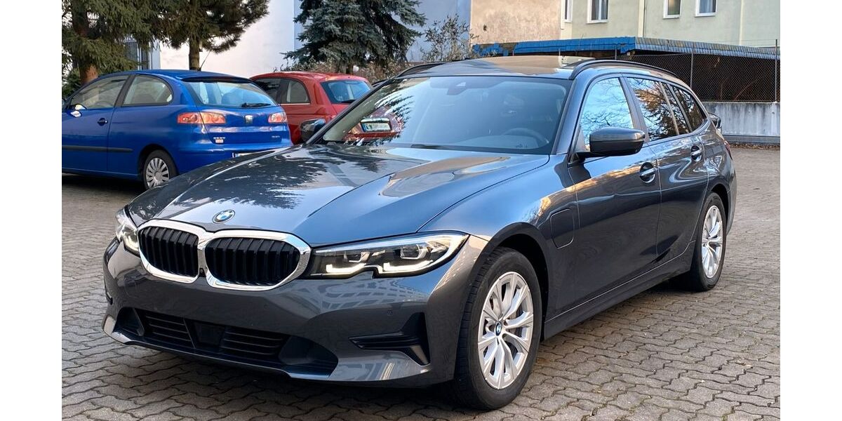 BMW 330 133.964 km 19.450 &euro; Berlin 10777