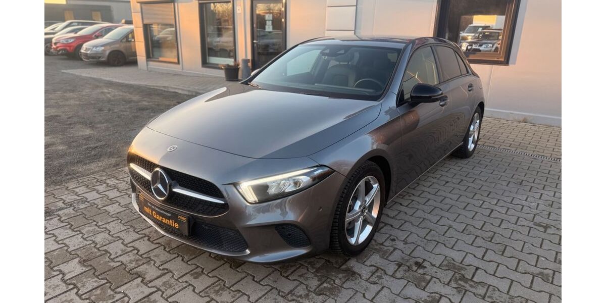 Mercedes-Benz A 180 27.419 km 21.499 &euro; Ludwigsfelde 14974