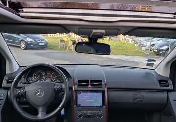 Mercedes-Benz A 170 149.837 km 7.990 &euro; Berlin 13055