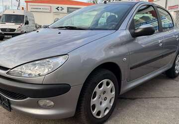 Peugeot 206 74.256 km 2.900 &euro; Berlin 13127