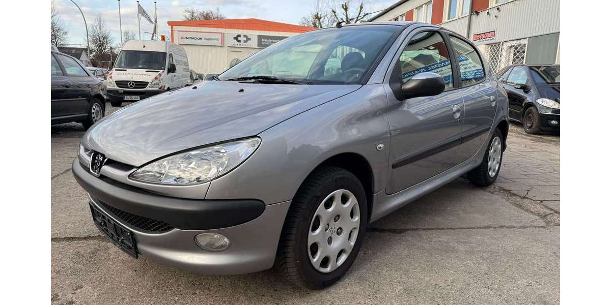 Peugeot 206 74.256 km 2.900 &euro; Berlin 13127