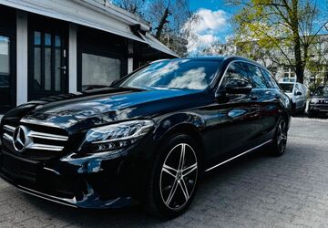 Mercedes-Benz C 300 121.009 km 20.900 &euro; Berlin 13127