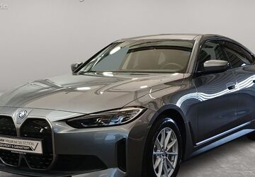 BMW i4 26.150 km 37.700 &euro; Berlin 14057