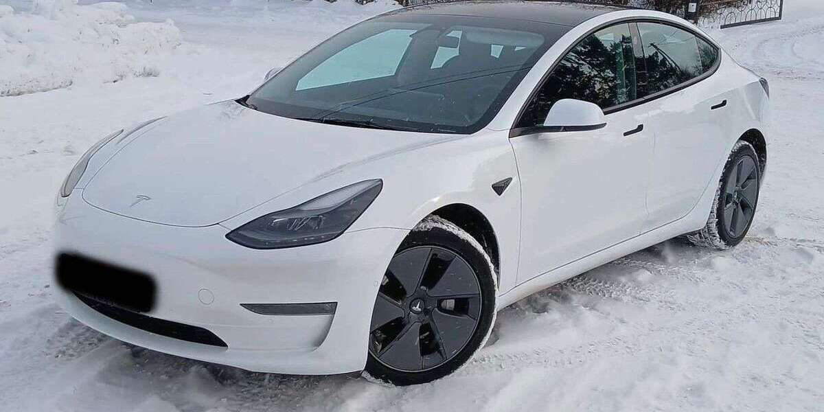 Tesla Model 3 71.000 km 26.000 &euro; Berlin 13351