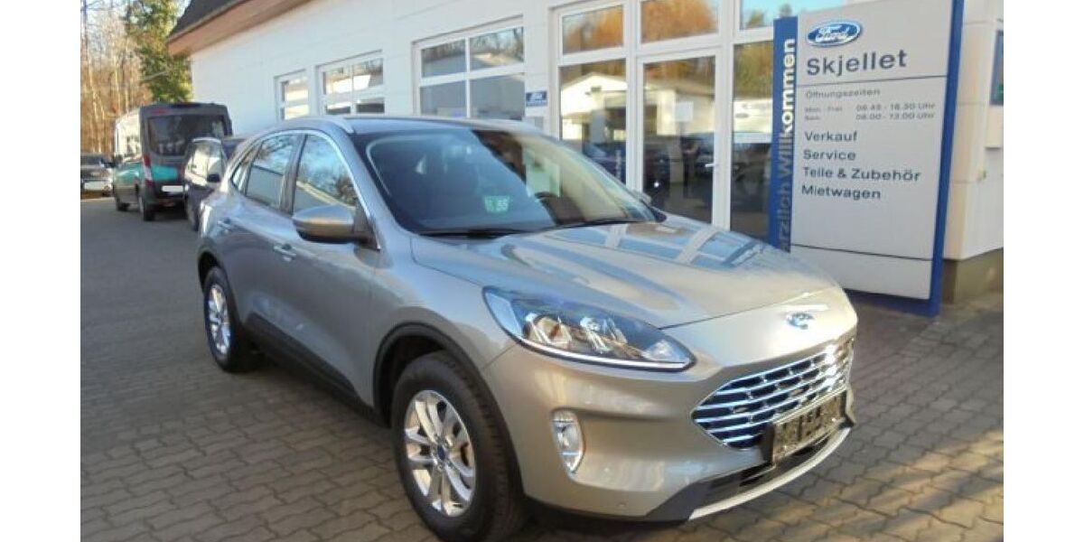 Ford Kuga 46.062 km 23.450 &euro; Berlin 12623