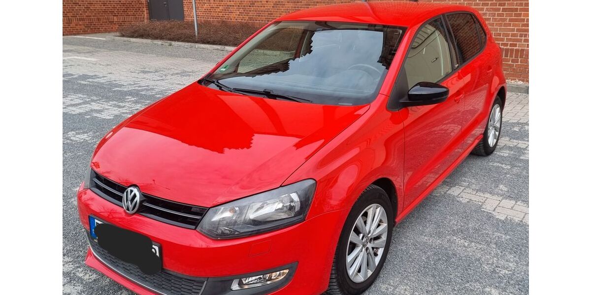 VW Polo 109.309 km 8.990 &euro; Berlin 12489