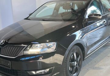 Skoda Rapid 81.070 km 14.300 &euro; Potsdam-Drewitz b.Berlin 14478