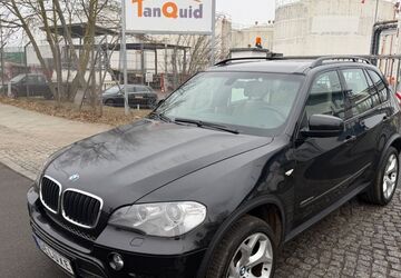 BMW X5 229.520 km 8.990 &euro; Berlin 13597