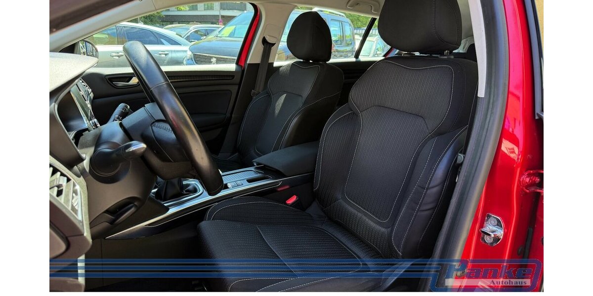 Renault Megane Experience 104.000 km 7.890 &euro; Berlin 13187