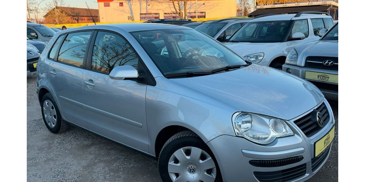 VW Polo 81.435 km 4.990 &euro; Berlin 13089